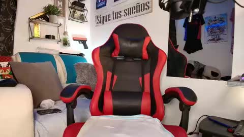 leenar_key online show from October 29, 2025, 12:57 am