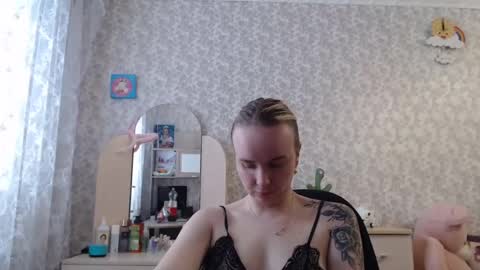 Snapshot of leggywily25 chatting on March 5, 2025, 11:17 am leggywily25 online show from March 5, 2025, 11:17 am