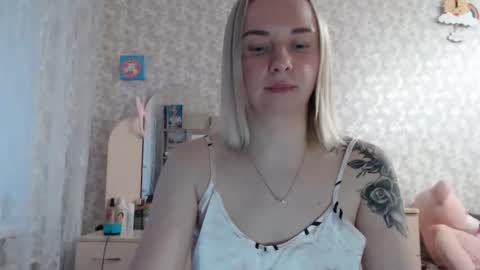 Snapshot of leggywily25 chatting on March 10, 2025, 2:05 pm leggywily25 online show from March 10, 2025, 2:05 pm