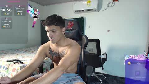 Snapshot of lei_77 chatting on January 15, 2025, 8:58 pm Lei online show from January 15, 2025, 8:58 pm