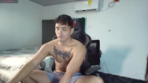 Snapshot of lei_77 chatting on February 5, 2025, 6:15 pm Lei online show from February 5, 2025, 6:15 pm