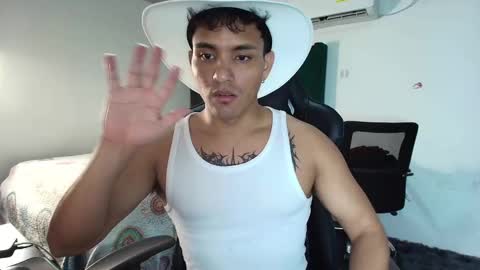 Snapshot of lei_77 chatting on March 1, 2025, 11:37 pm Lei online show from March 1, 2025, 11:37 pm