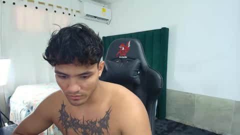 Snapshot of lei_77 chatting on September 20, 2025, 9:16 pm Lei online show from September 20, 2025, 9:16 pm