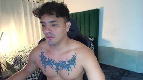  Lei  online show from December 2, 2025, 10:05 pm