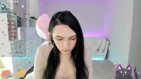 Leighla online show from October 11, 2025, 9:24 pm