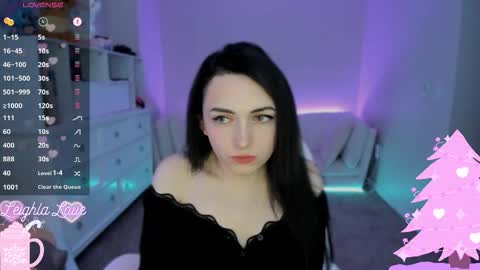 Leighla online show from November 25, 2025, 1:11 pm