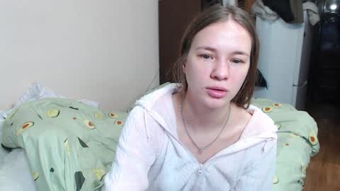 Snapshot of leila_bambi chatting on January 12, 2025, 10:45 am leila_bambi online show from January 12, 2025, 10:45 am