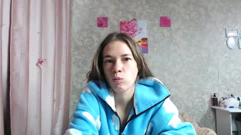 Snapshot of leila_bambi chatting on October 14, 2025, 8:04 am leila_bambi online show from October 14, 2025, 8:04 am