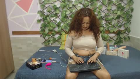 Snapshot of lena_lawson chatting on February 5, 2025, 5:09 am lena_lawson online show from February 5, 2025, 5:09 am