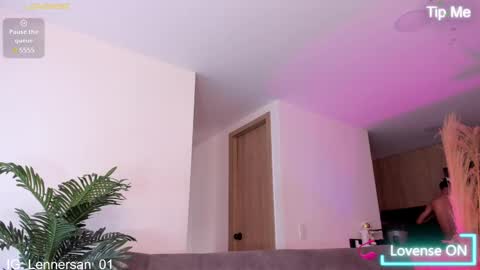 Lenner INDEPENDENT MODEL online show from March 6, 2025, 12:09 pm