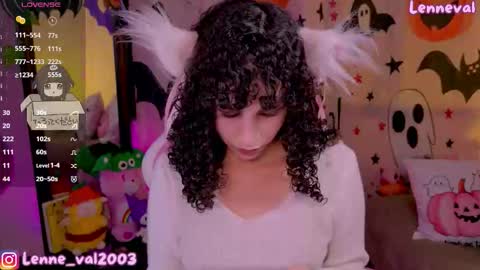 Snapshot of lenneval chatting on October 5, 2025, 2:10 am Val online show from October 5, 2025, 2:10 am