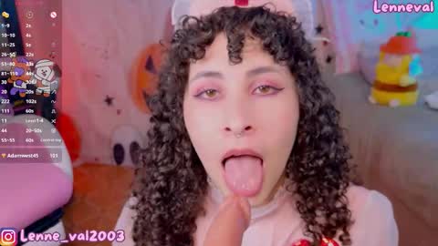 Snapshot of lenneval chatting on October 9, 2025, 2:31 am Val online show from October 9, 2025, 2:31 am