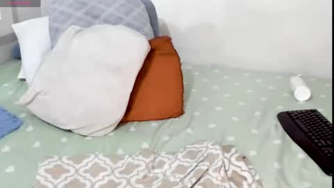 lenz335100 online show from September 11, 2025, 7:25 pm