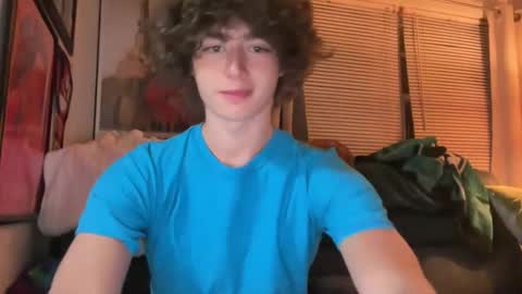 Leo online show from November 29, 2025, 10:35 pm