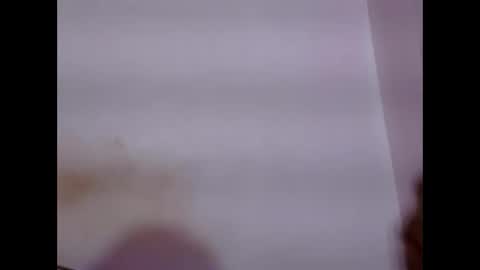 Snapshot of leolillac chatting on December 2, 2025, 8:37 pm leolillac online show from December 2, 2025, 8:37 pm