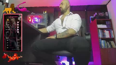 Snapshot of leon_1717 chatting on September 15, 2025, 9:59 pm Leon online show from September 15, 2025, 9:59 pm