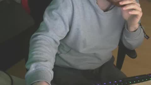 Snapshot of leon_97 chatting on January 5, 2025, 2:41 pm Lele 97 online show from January 5, 2025, 2:41 pm