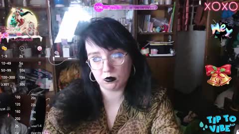 Snapshot of leona_harrison chatting on January 26, 2025, 8:13 pm Leona Harrison online show from January 26, 2025, 8:13 pm