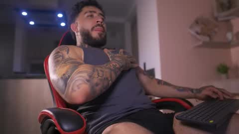 Leo Salvatore online show from October 27, 2025, 11:31 pm