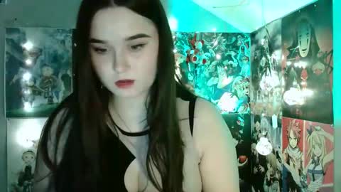 Snapshot of leraaa72 chatting on December 13, 2024, 8:09 am little secret online show from December 13, 2024, 8:09 am