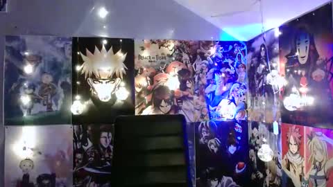 Snapshot of leraaa72 chatting on January 2, 2025, 7:12 am little secret online show from January 2, 2025, 7:12 am