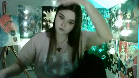 Snapshot of leraaa72 chatting on January 4, 2025, 11:00 am little secret online show from January 4, 2025, 11:00 am