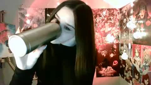 Snapshot of leraaa72 chatting on January 9, 2025, 10:20 am little secret online show from January 9, 2025, 10:20 am