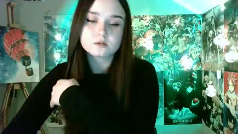 Snapshot of leraaa72 chatting on January 10, 2025, 10:06 am little secret online show from January 10, 2025, 10:06 am