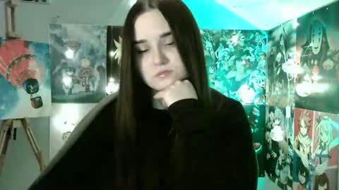 Snapshot of leraaa72 chatting on January 14, 2025, 11:42 am little secret online show from January 14, 2025, 11:42 am