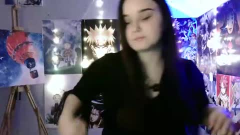 Snapshot of leraaa72 chatting on January 16, 2025, 8:22 am little secret online show from January 16, 2025, 8:22 am