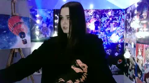 Snapshot of leraaa72 chatting on January 16, 2025, 11:26 am little secret online show from January 16, 2025, 11:26 am