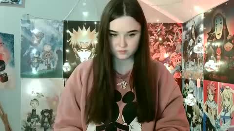 Snapshot of leraaa72 chatting on January 20, 2025, 11:45 am little secret online show from January 20, 2025, 11:45 am