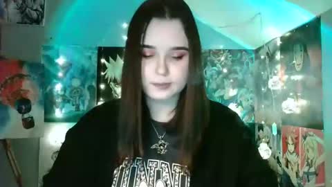 Snapshot of leraaa72 chatting on January 31, 2025, 11:03 am little secret online show from January 31, 2025, 11:03 am