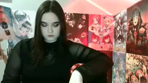 Snapshot of leraaa72 chatting on February 14, 2025, 7:59 am little secret online show from February 14, 2025, 7:59 am