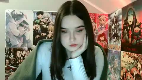 Snapshot of leraaa72 chatting on March 6, 2025, 9:31 pm little secret online show from March 6, 2025, 9:31 pm