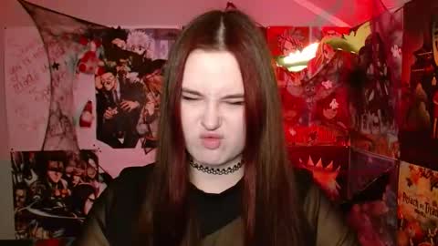 Snapshot of leraaa72 chatting on October 24, 2025, 6:10 am little secret online show from October 24, 2025, 6:10 am