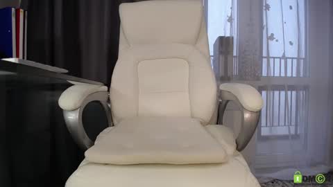 Snapshot of leraooook chatting on December 5, 2024, 11:05 am Lera online show from December 5, 2024, 11:05 am