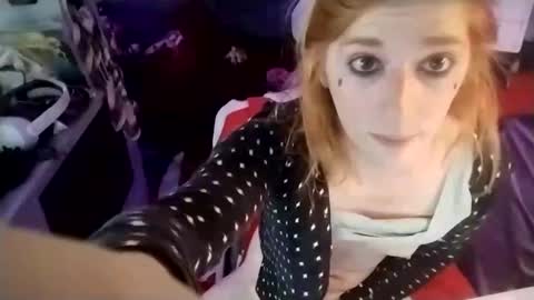 Snapshot of lesleygumgrass chatting on February 17, 2025, 6:37 pm LesleyGumGrass- The Boring Trans girl online show from February 17, 2025, 6:37 pm