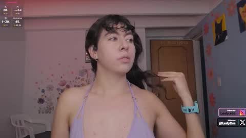 Snapshot of leslie9669 chatting on November 21, 2025, 1:54 pm Lesly online show from November 21, 2025, 1:54 pm