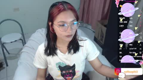 Snapshot of leslie__anderson chatting on November 3, 2025, 2:02 am Leslie online show from November 3, 2025, 2:02 am