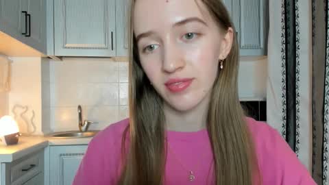  LESLIE   online show from November 11, 2025, 7:14 pm