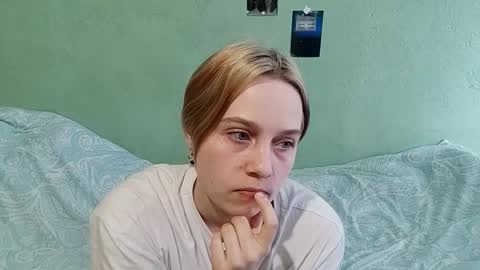 Snapshot of letitiaboteler chatting on December 1, 2025, 11:04 am letitiaboteler online show from December 1, 2025, 11:04 am