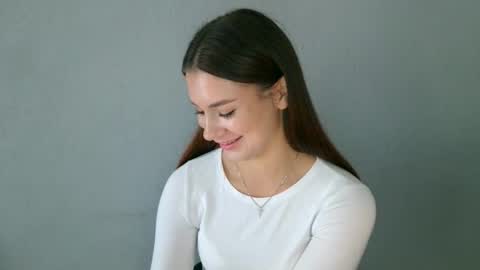 Emily online show from September 11, 2025, 7:19 am