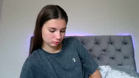 Snapshot of lette_emily chatting on November 4, 2025, 8:02 am Emily online show from November 4, 2025, 8:02 am