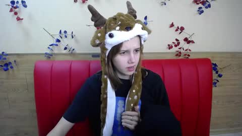 Snapshot of letty_curly chatting on December 5, 2024, 9:17 am letty_curly online show from December 5, 2024, 9:17 am