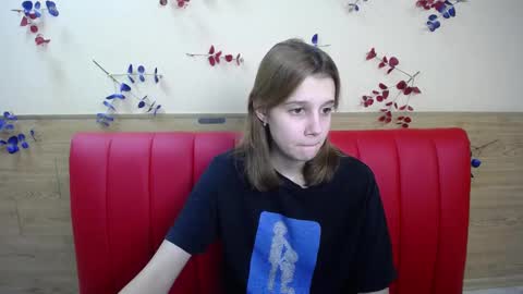 Snapshot of letty_curly chatting on December 5, 2024, 3:39 pm letty_curly online show from December 5, 2024, 3:39 pm