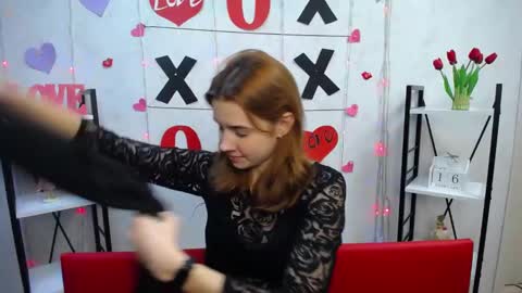 Snapshot of letty_curly chatting on February 16, 2025, 9:15 am letty_curly online show from February 16, 2025, 9:15 am