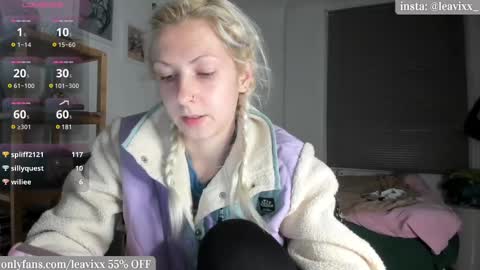 LeaVixx online show from March 11, 2025, 9:48 pm