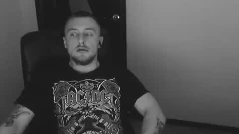 lev1ngston online show from January 8, 2025, 2:56 pm