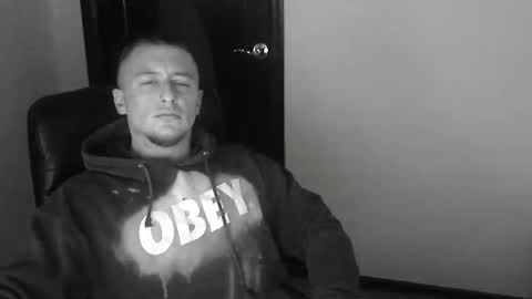 lev1ngston online show from January 29, 2025, 12:54 am